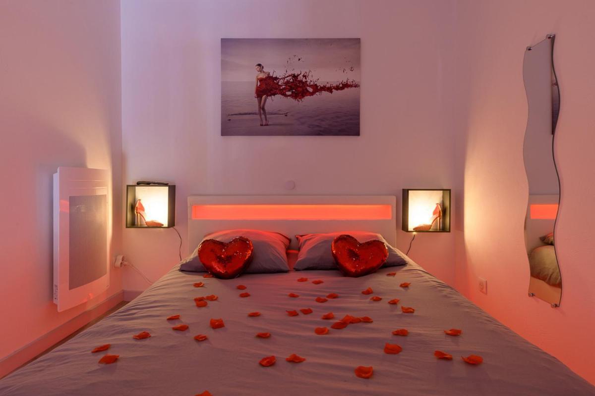 Love Room - Suite Romantique Avec Spa Privatif Le Puy-en-Velay Eksteriør billede