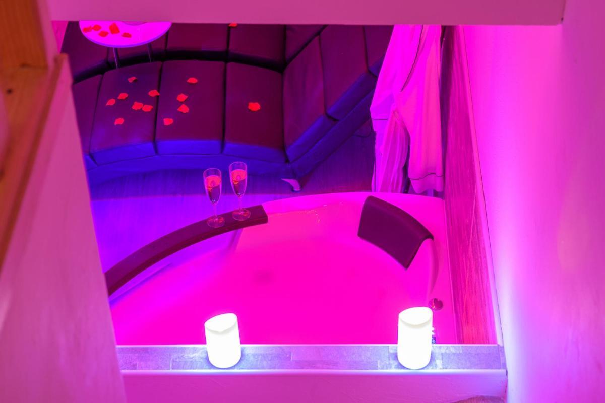 Love Room - Suite Romantique Avec Spa Privatif Le Puy-en-Velay Eksteriør billede
